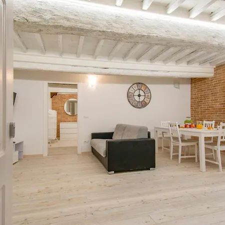 דירה Casa Alice - Elegant In The Centre Of The סיינה