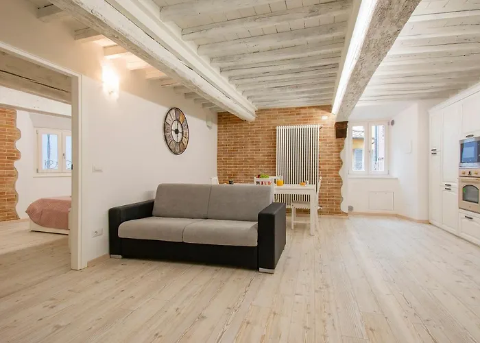 Casa Alice - Elegant In The Centre Of The