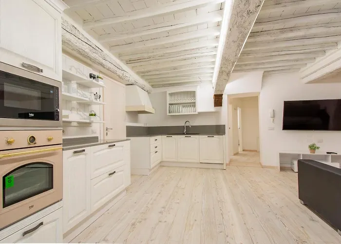 Casa Alice - Elegant In The Centre Of The Apartman Siena