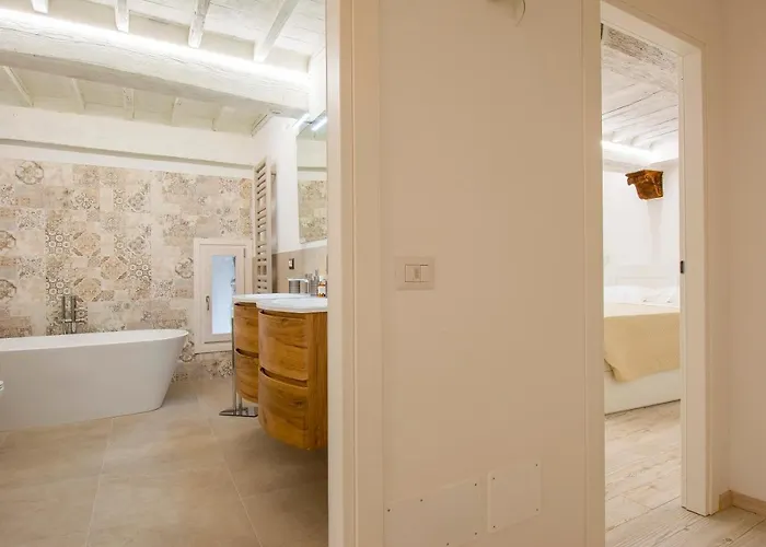 Apartman Casa Alice - Elegant In The Centre Of The *