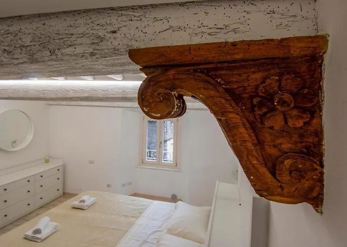 Casa Alice - Elegant In The Centre Of The Apartment